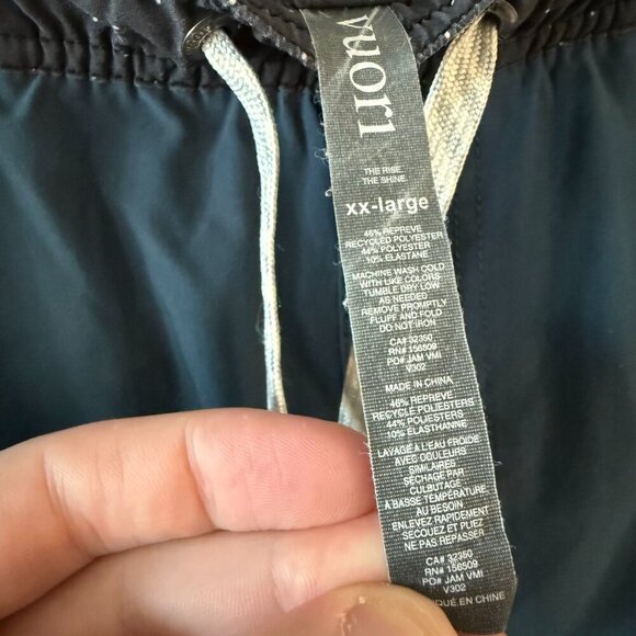 Vuori Men's Kore Shorts Lined Size XXL Color Blue - Picture 5 of 6